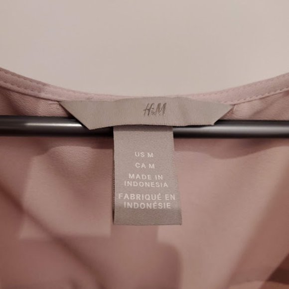 H&M Pink Ruffled Blouse - Picture 3 of 4